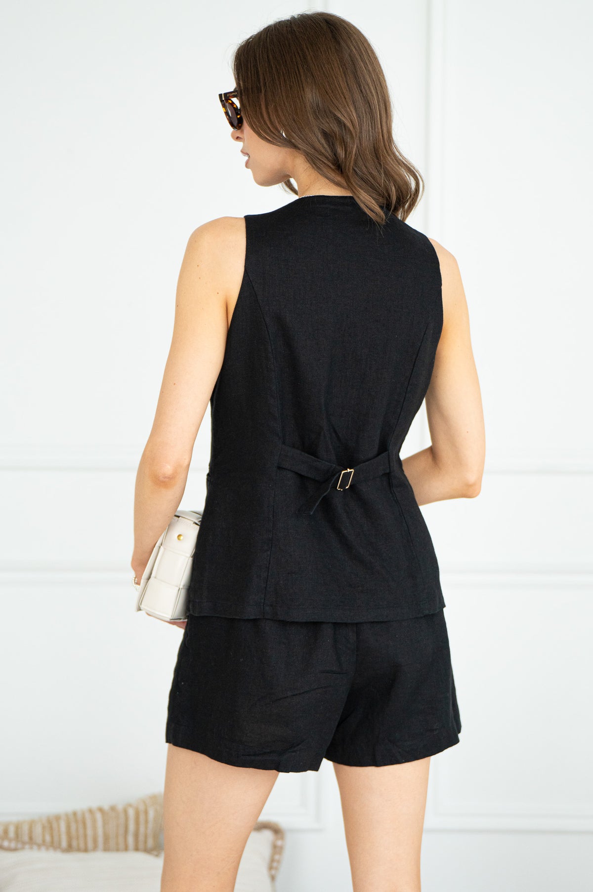 IVY LINEN VEST-BK