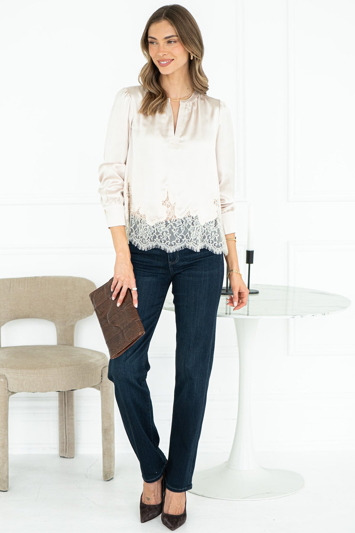 SORELLE LACE BOTTOM BLOUSE