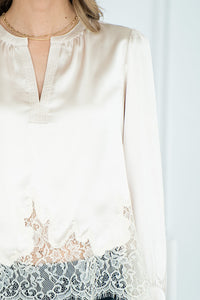 SORELLE LACE BOTTOM BLOUSE