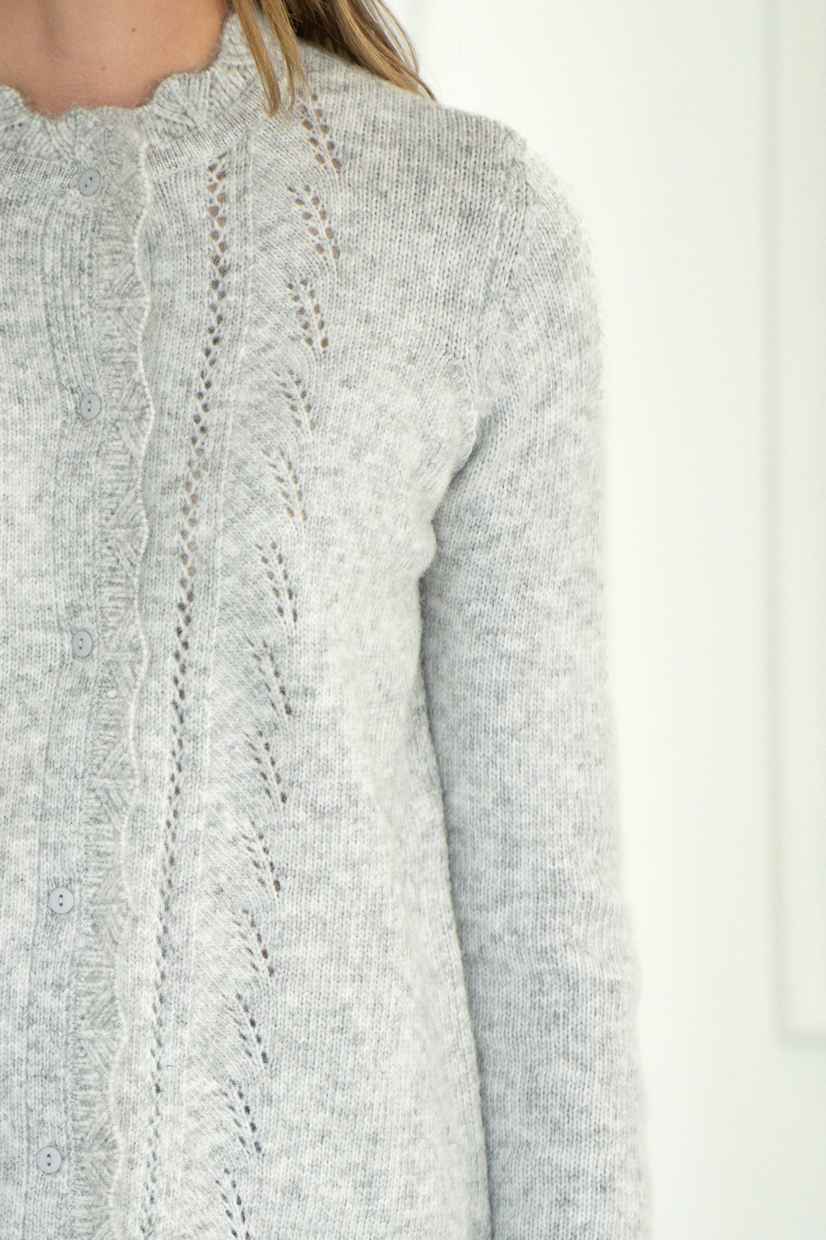WHEREEVER YOU ARE SCALLOP EDGE CARDIGAN