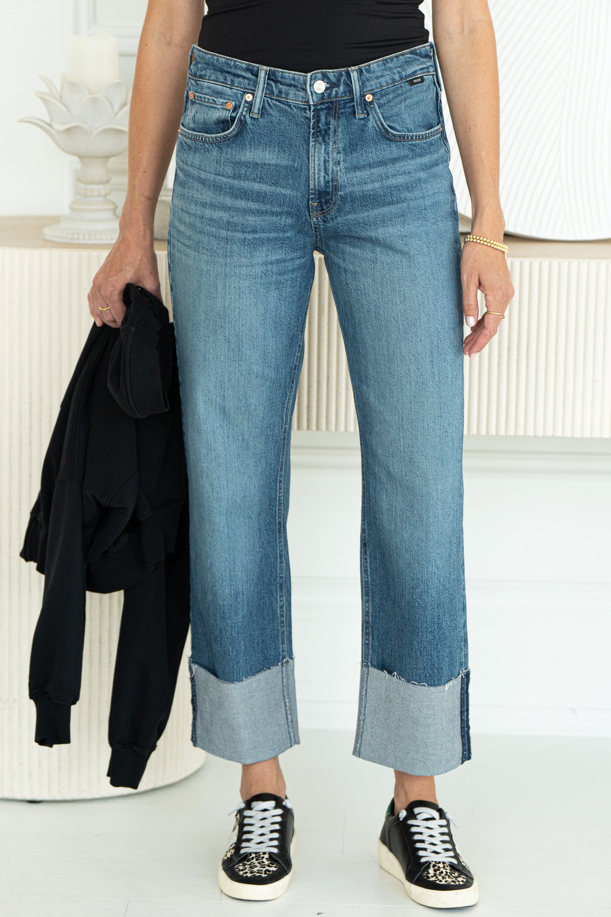 SAVANNAH STRAIGHT LEG CUFFED JEANS