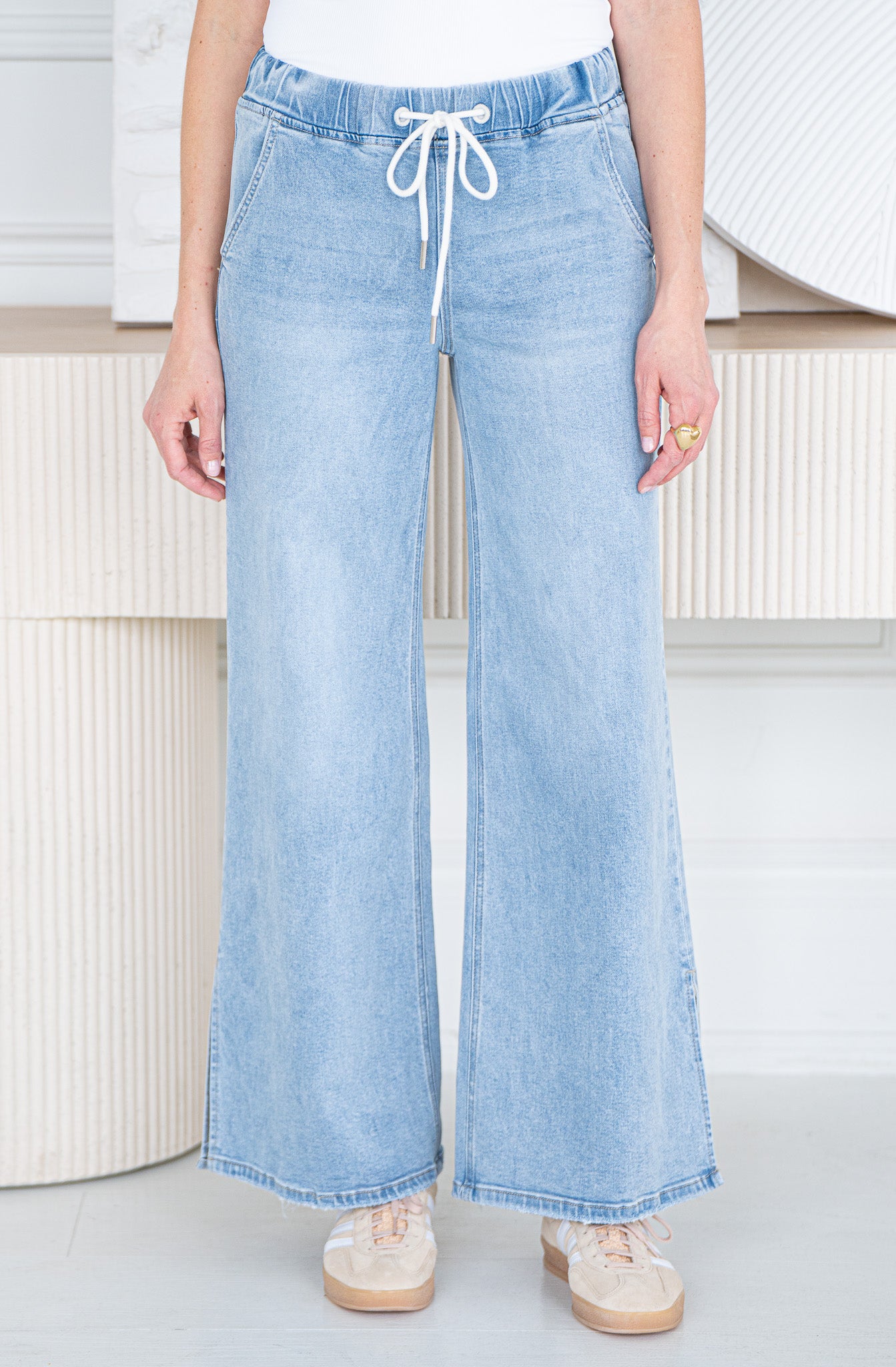 VENICE BEACH TENCEL JEANS – Sense of Independence Boutique