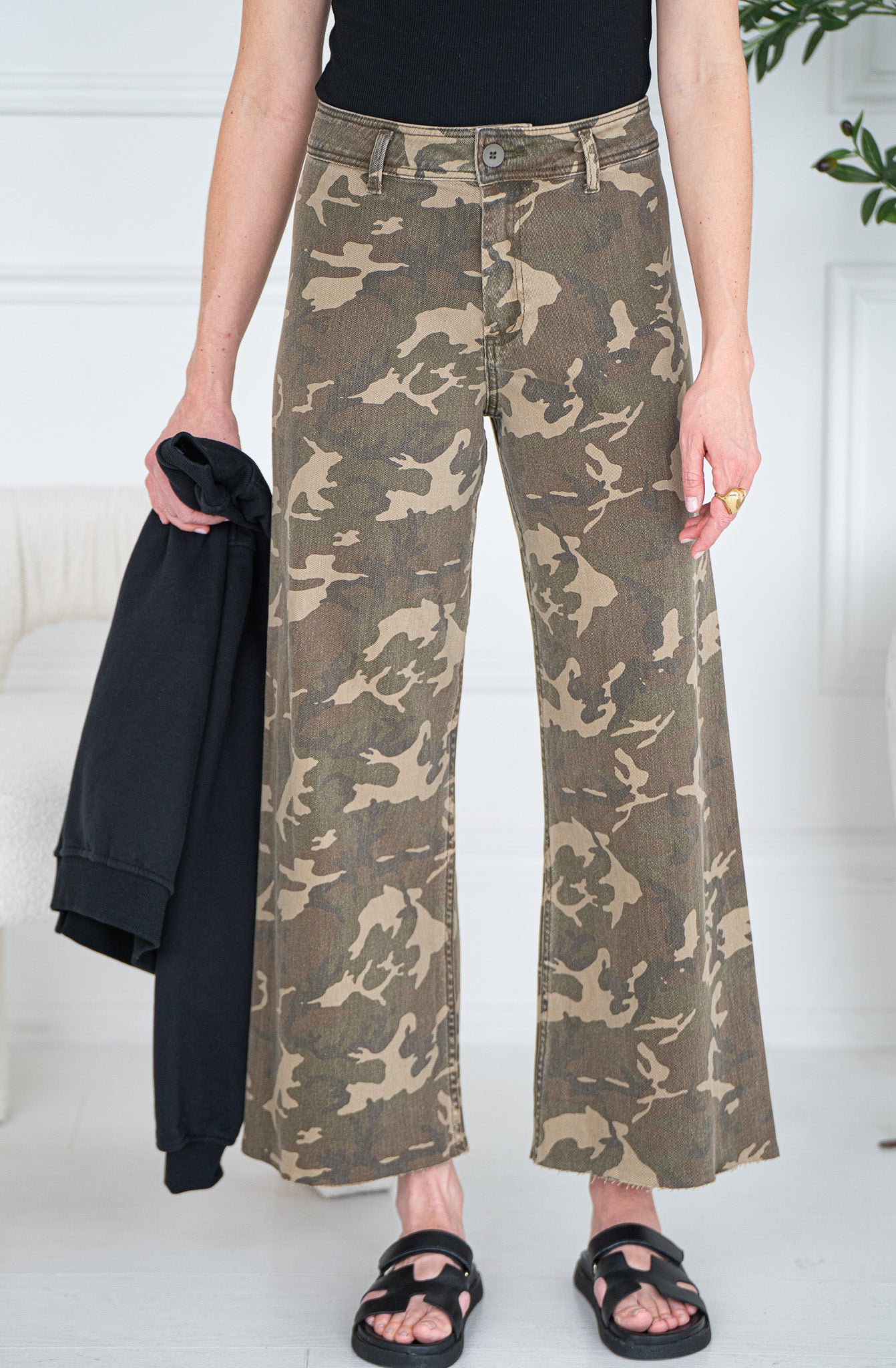 THE DENIM SHOP – Sense of Independence Boutique