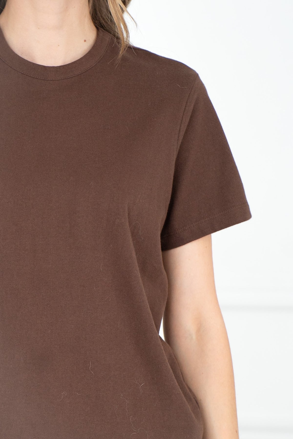 CADE COTTON TEE IN BROWN