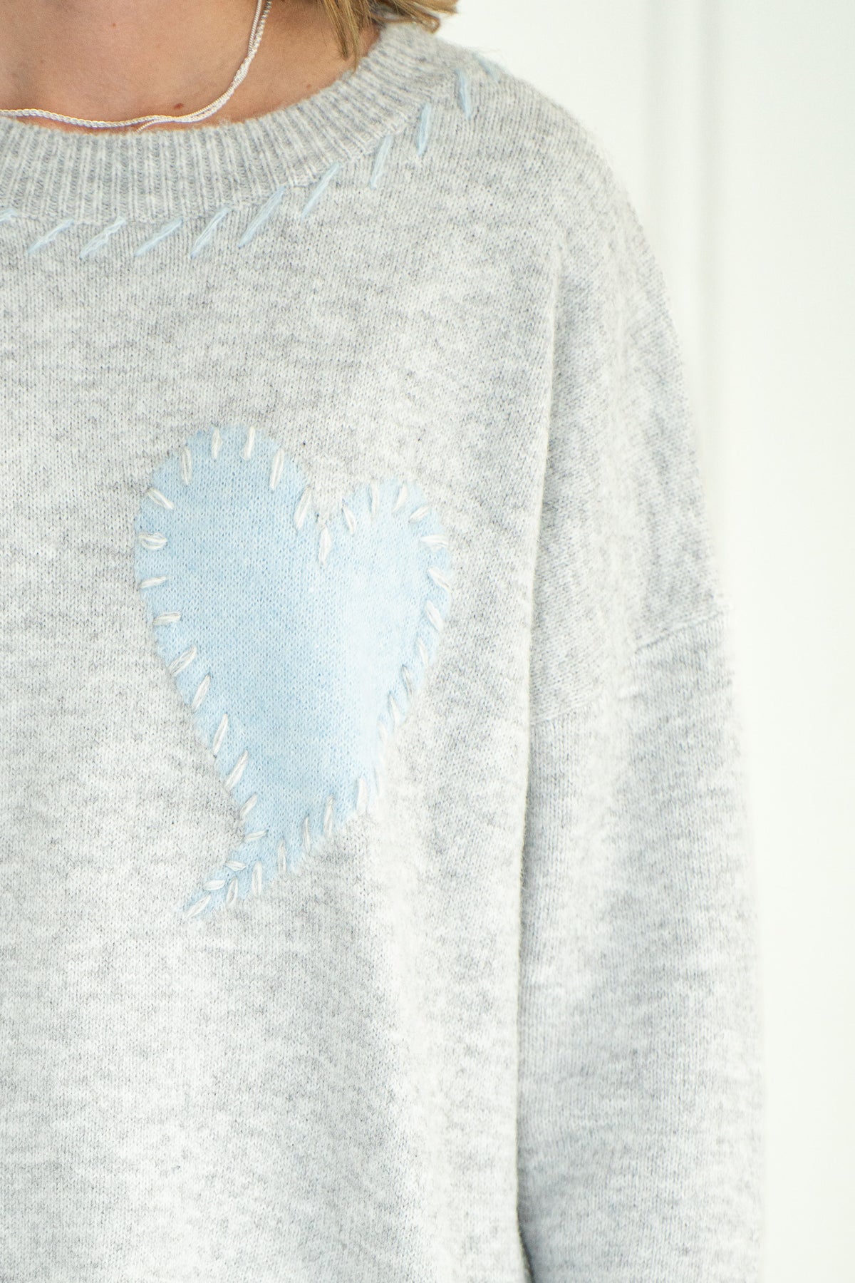 HEART SWEATER