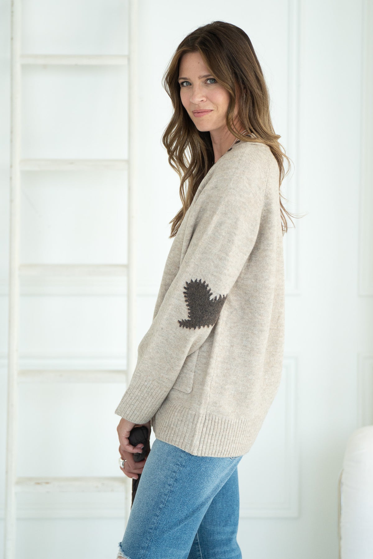 SHYLA ELBOW HEART CARDIGAN