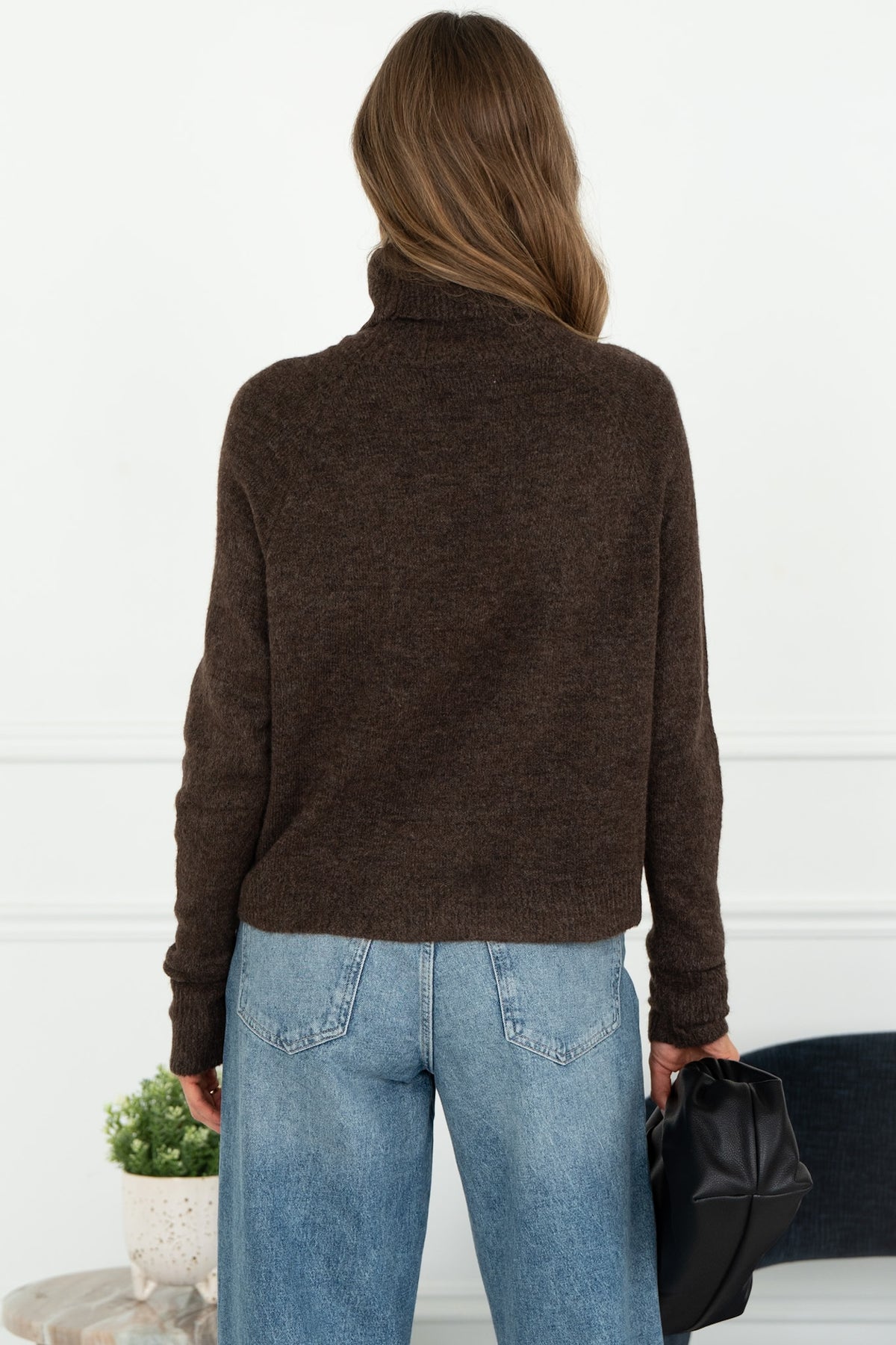 EMMETT SWEATER IN CHOCOLATE