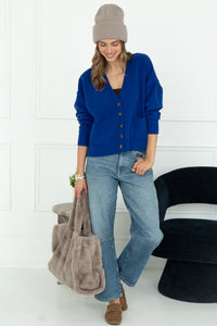 CARAVAN V NECK CARDIGAN