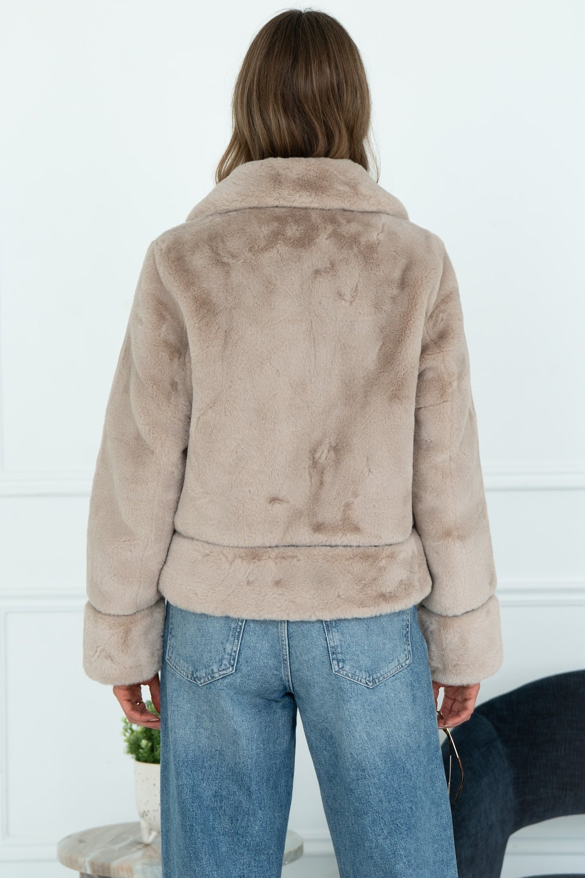LAMBRA FAUX FUR JACKET
