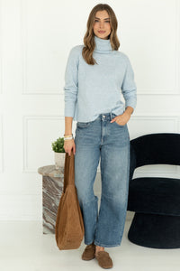 EMMETT SWEATER IN SKY BLUE