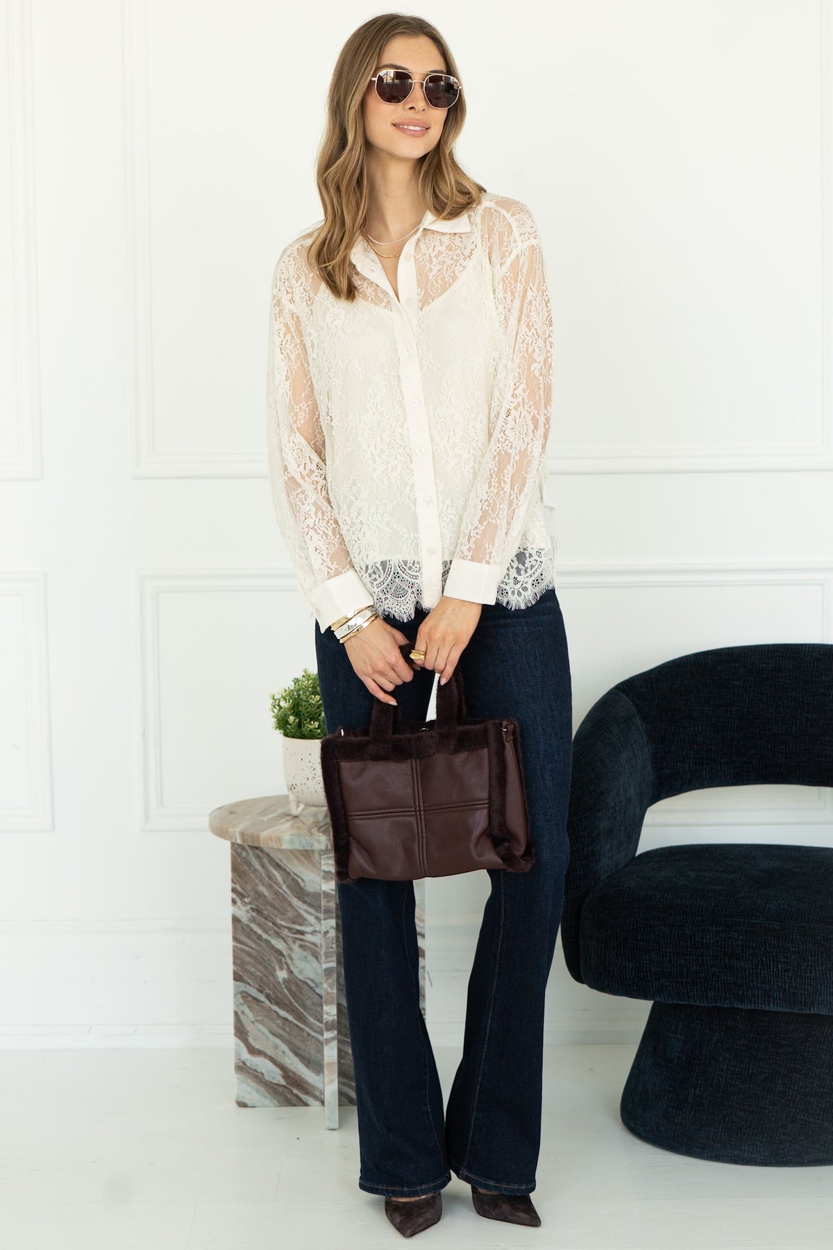 LACE BLOUSE WITH SHELL