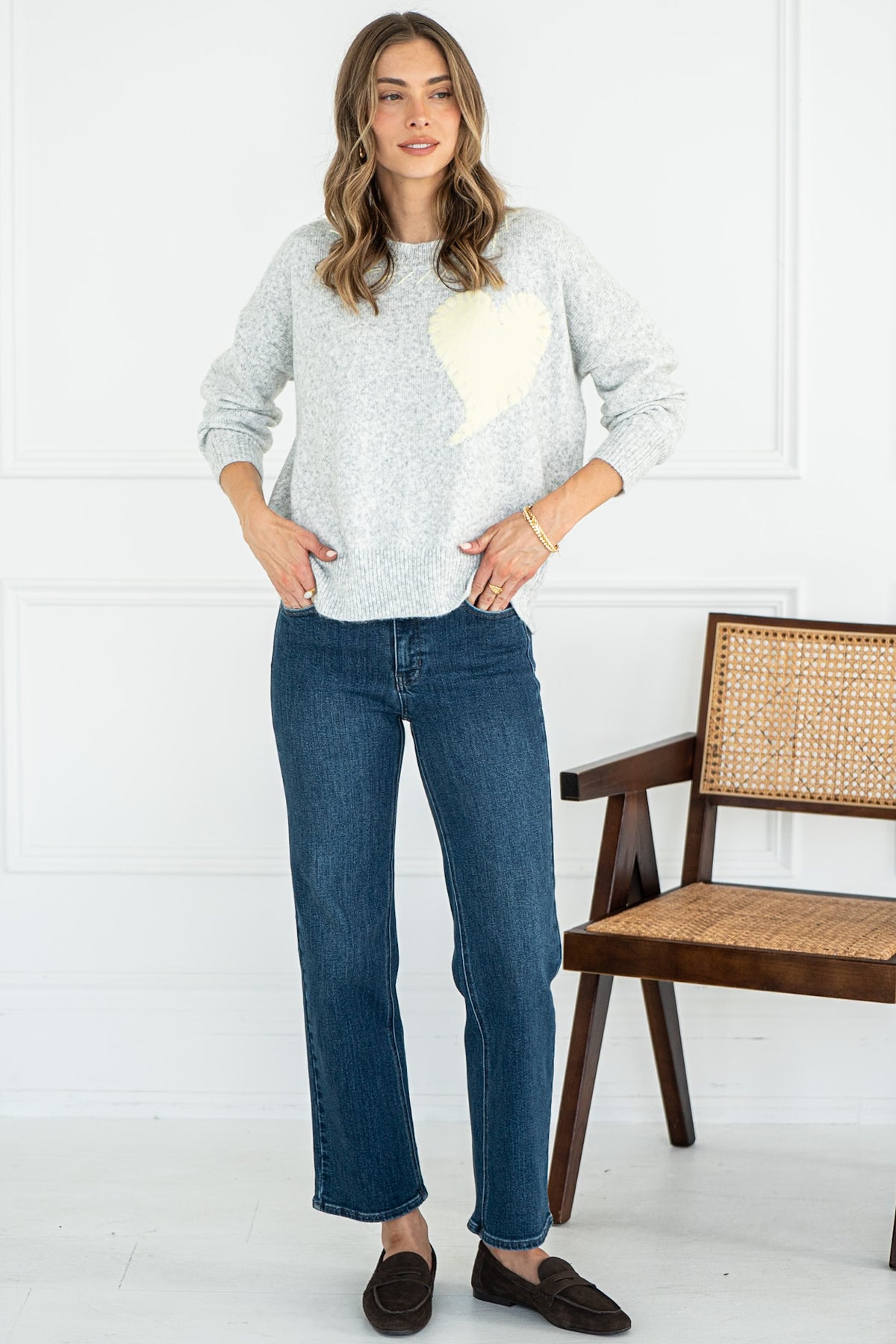 HEART CREW SWEATER