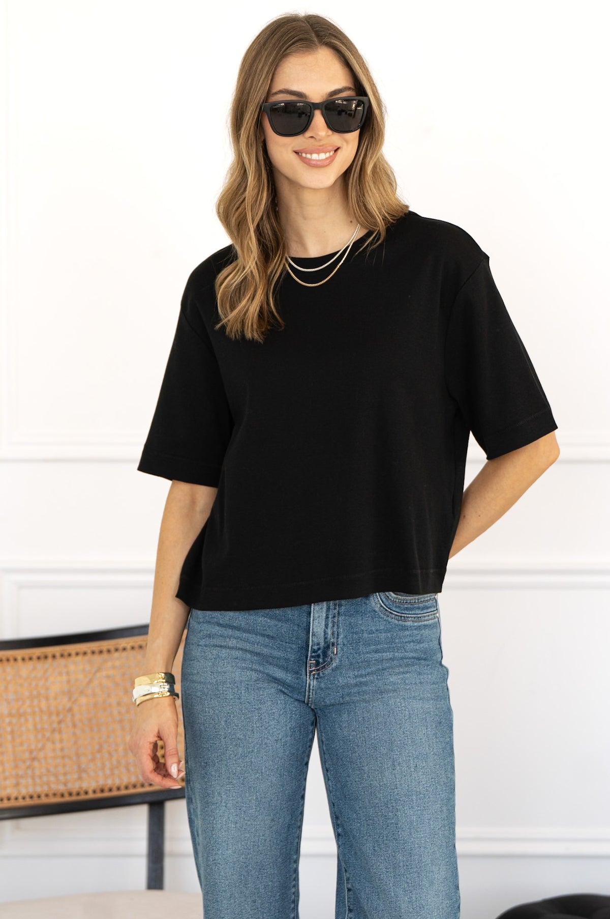 RILEY COTTON CREW NECK TEE IN BLACK