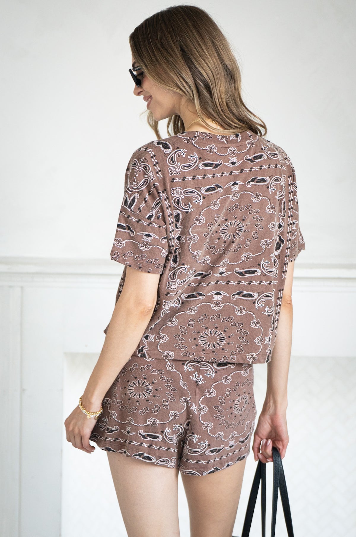 GLOW PRINTED TEE