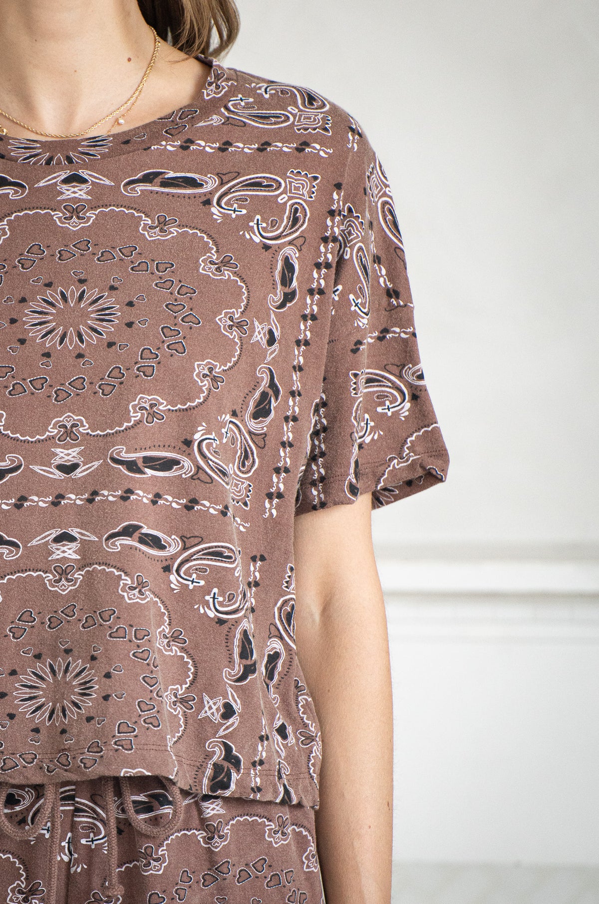 GLOW PRINTED TEE