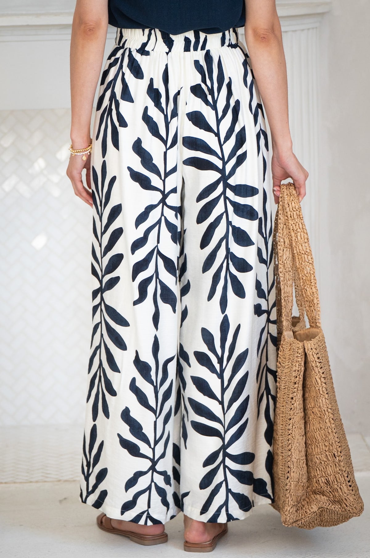 RIVERSIDE PRINTED PANTS