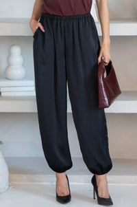LOVE LETTER SATIN BALLOON PANTS IN BLACK