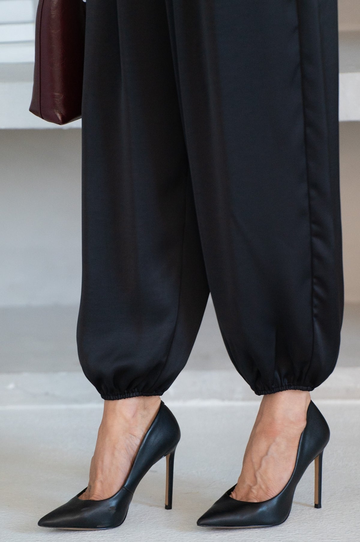 LOVE LETTER SATIN BALLOON PANTS IN BLACK