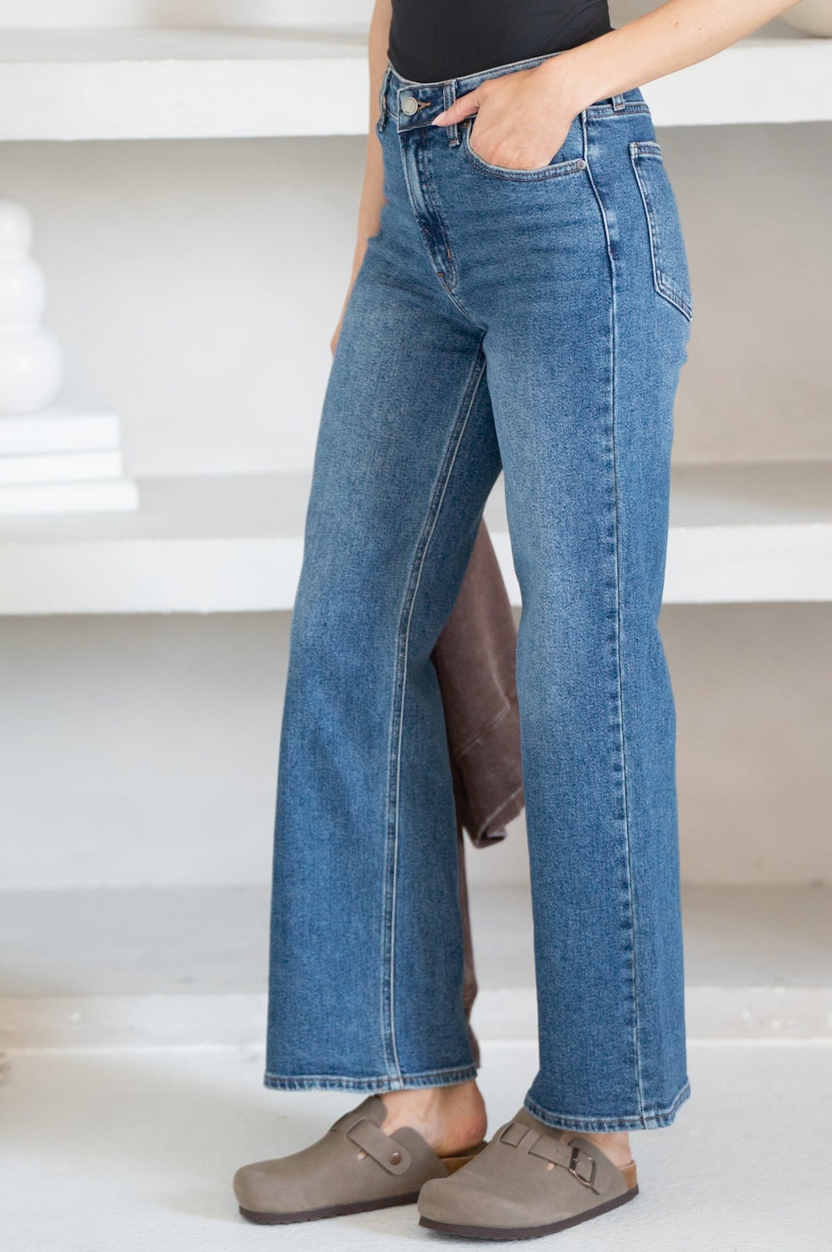 LANGON STRAIGHT LEG JEANS IN DARK BLUE