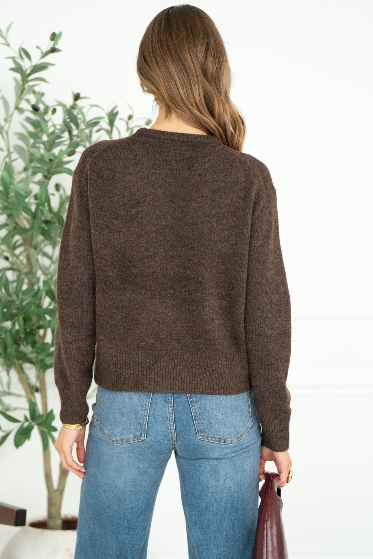 WILFRED PULLOVER SWEATER IN CHOCOLATE