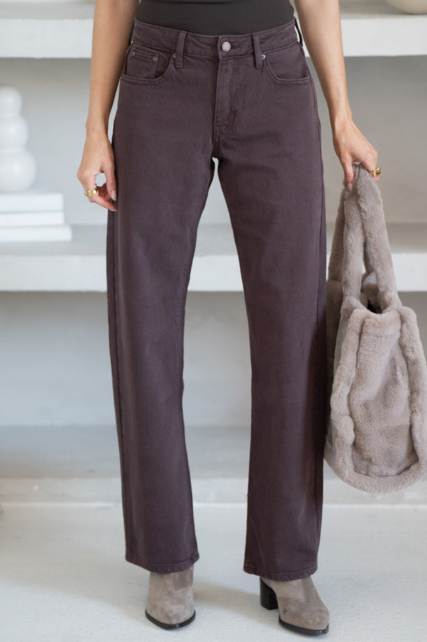 WALLACE BARREL JEANS IN BROWN