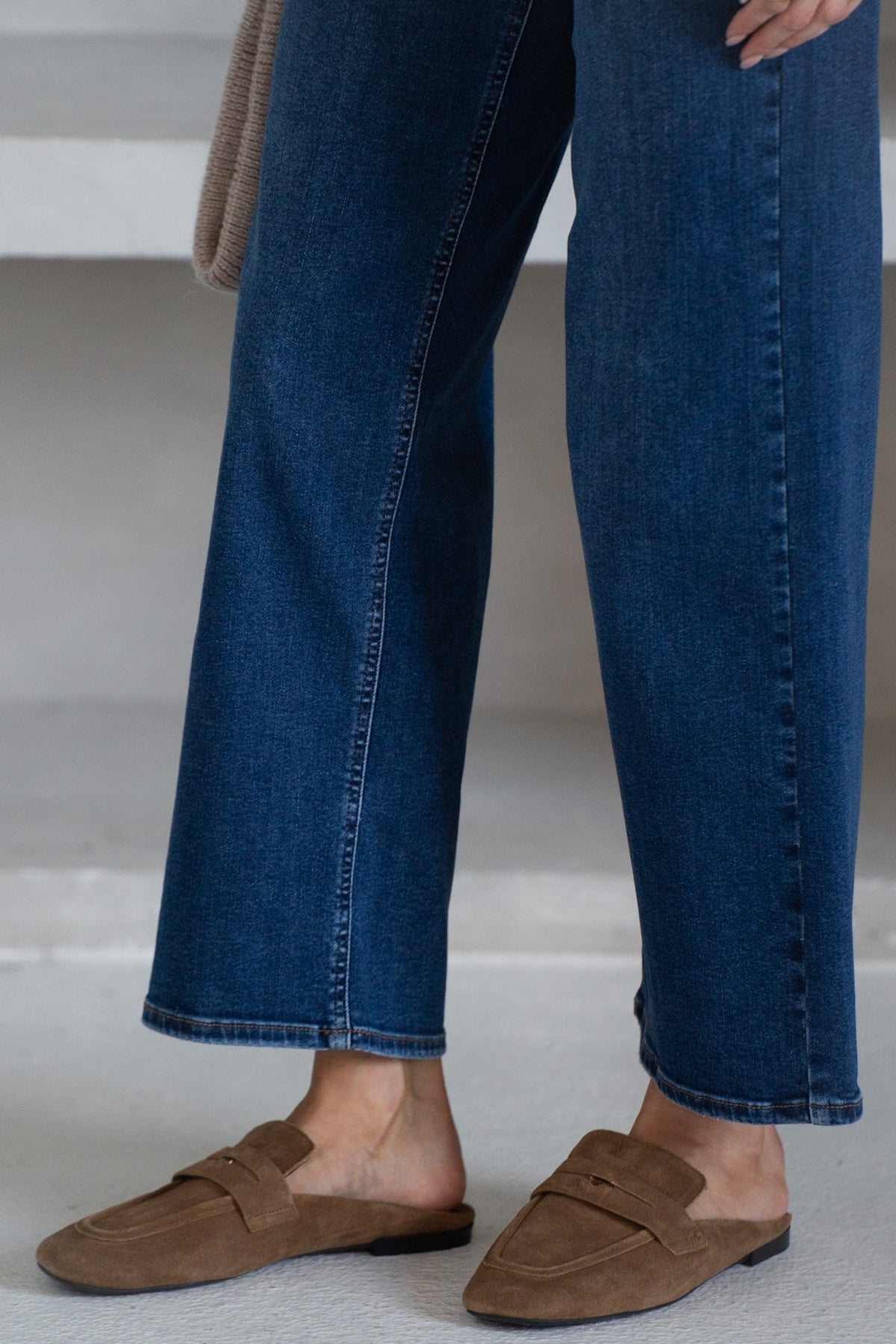 DAYTON CROP WIDE LEG JEANS IN DARK BLUE