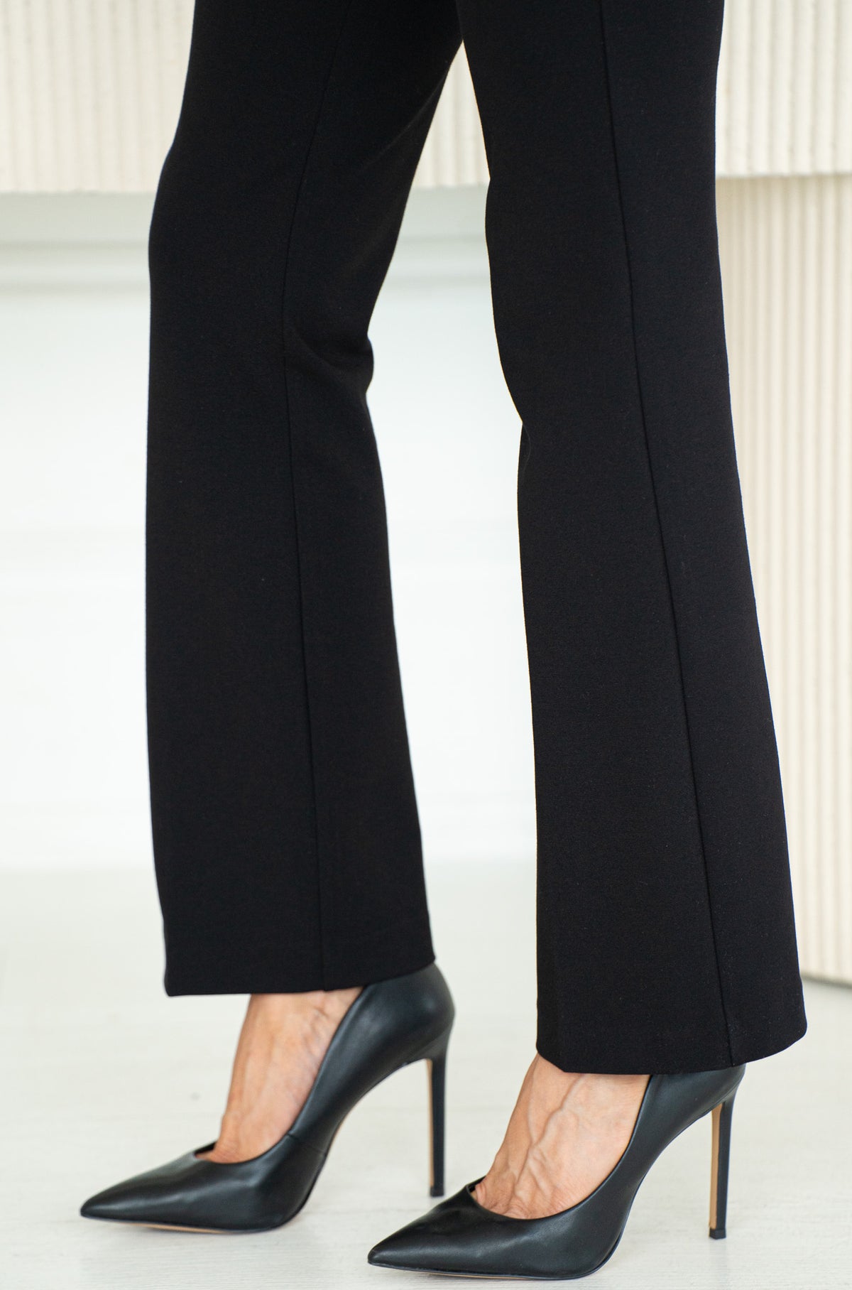 KELSEY STRETCH FLARE TROUSER