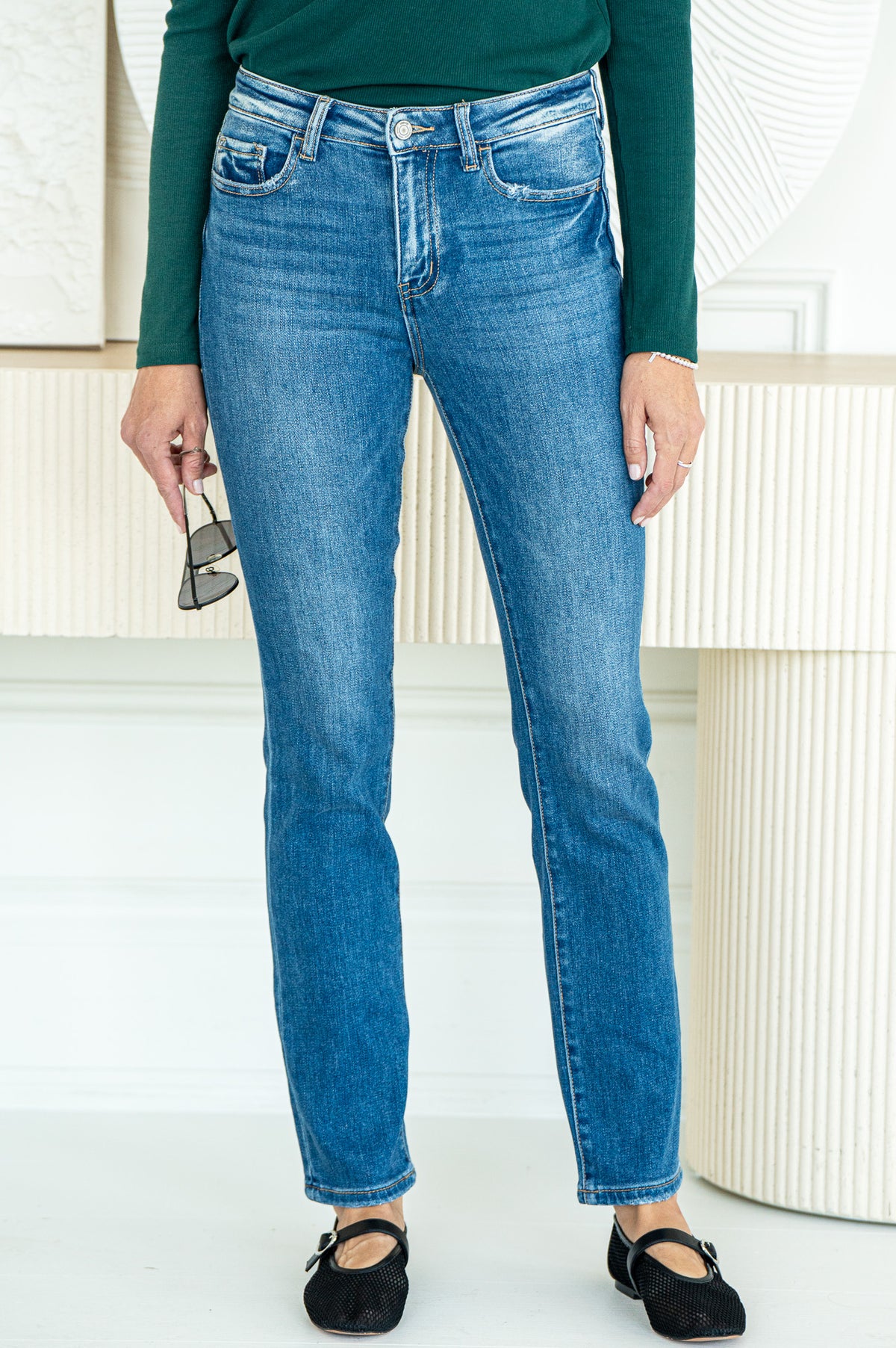 JEANNE STRAIGHT LEG JEANS