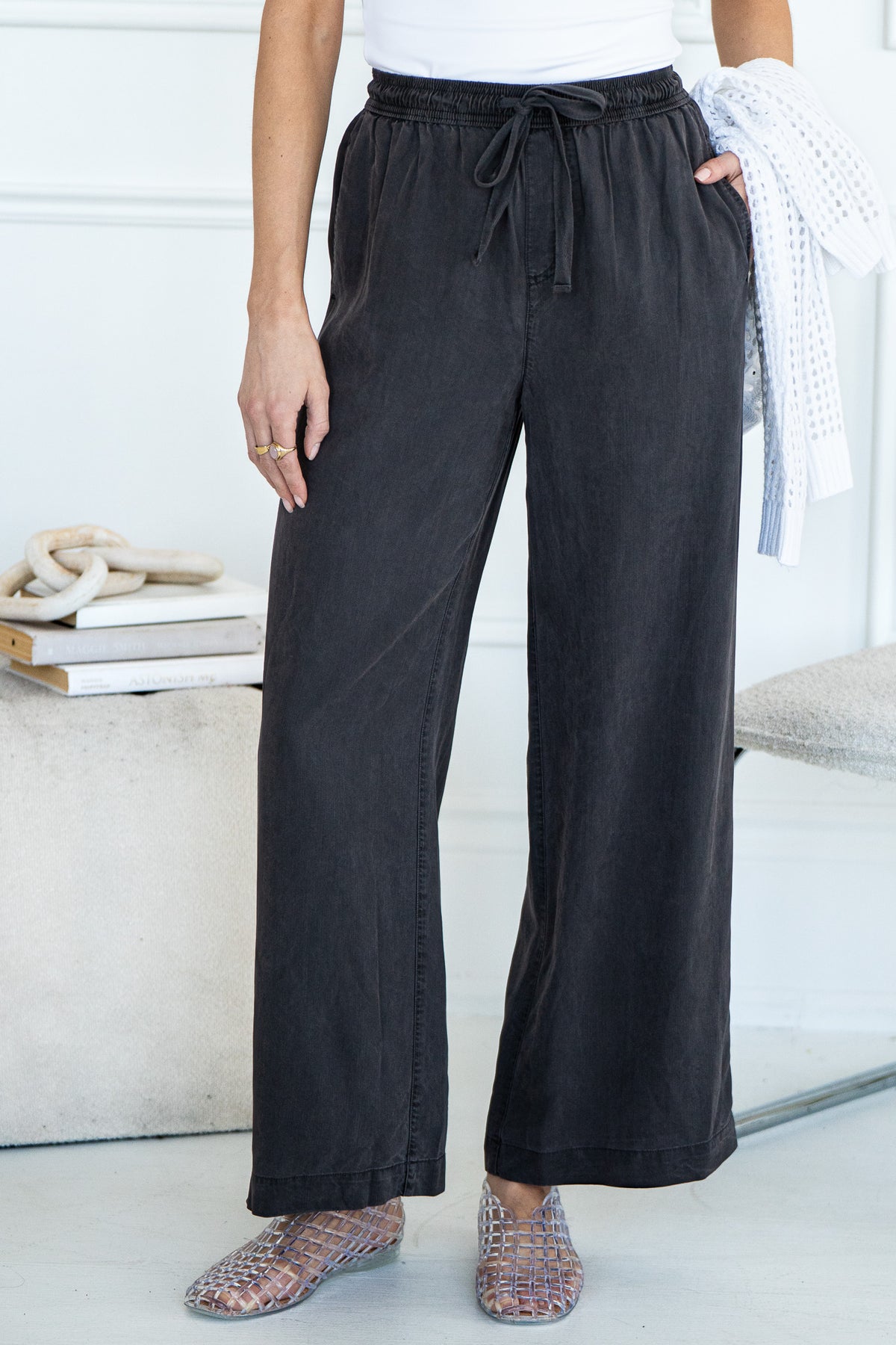 INDIGO WIDE LEG TENCEL PANTS-CH