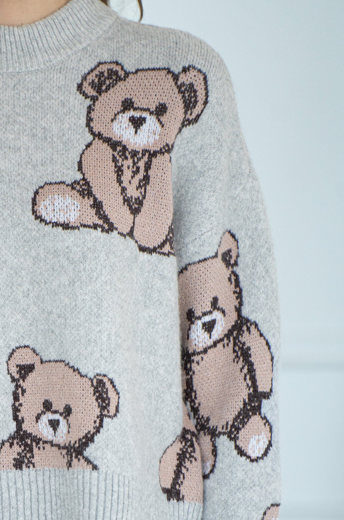 ALL OVER TEDDY SWEATER