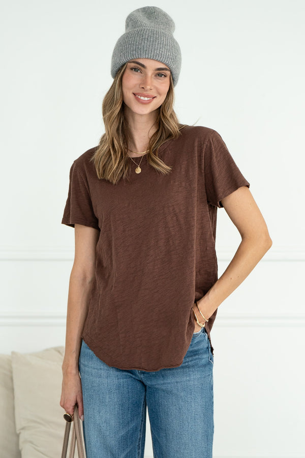 EVERYDAY COTTON CREW NECK TEE IN BROWN