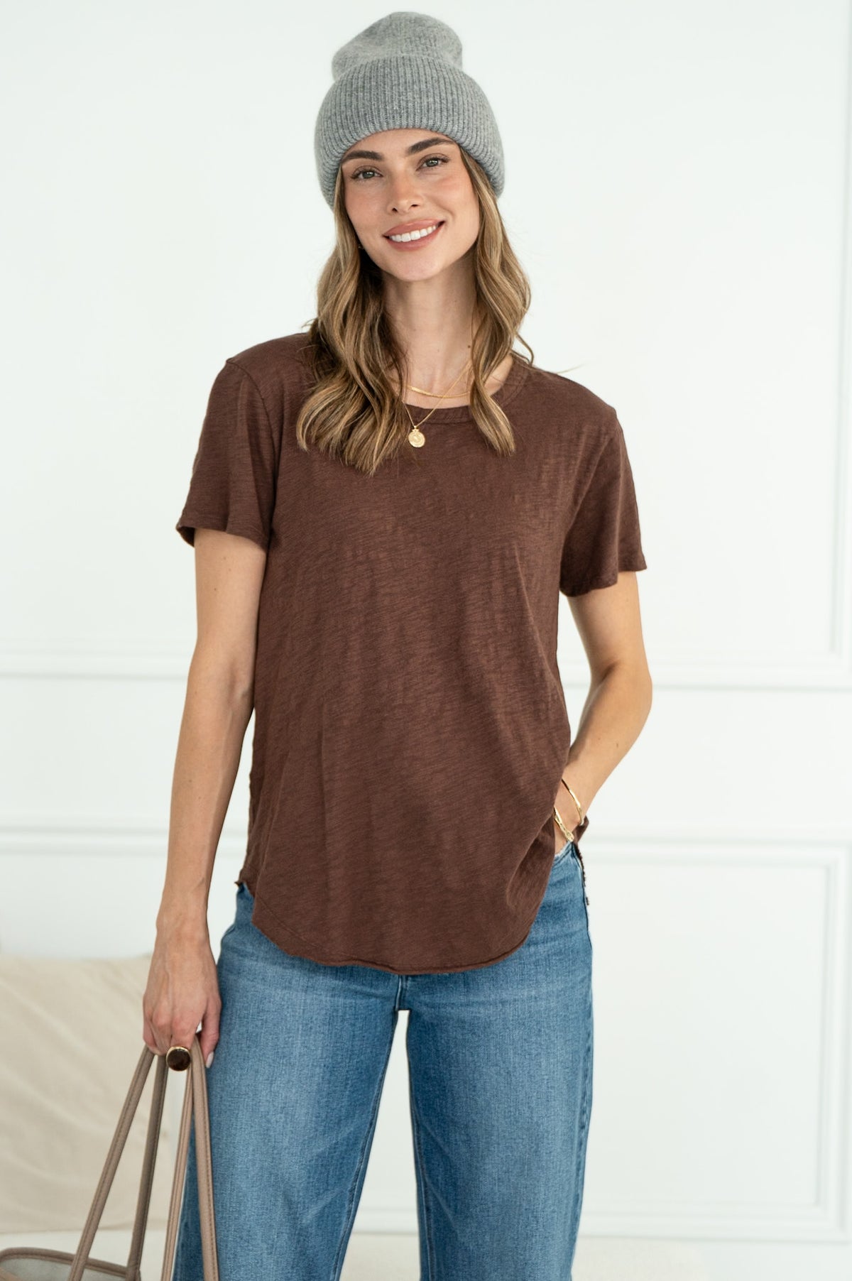 EVERYDAY COTTON CREW NECK TEE IN BROWN
