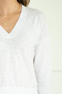 ALICE COTTON V NECK TOP IN WHITE