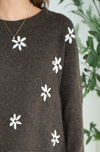 AIDEN DAISY SWEATER