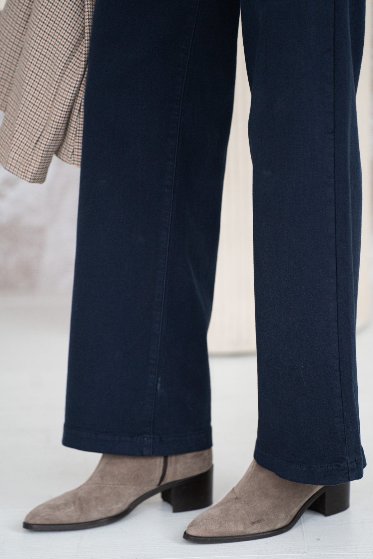 BAYLEY PATCH POCKET JEANS-NA