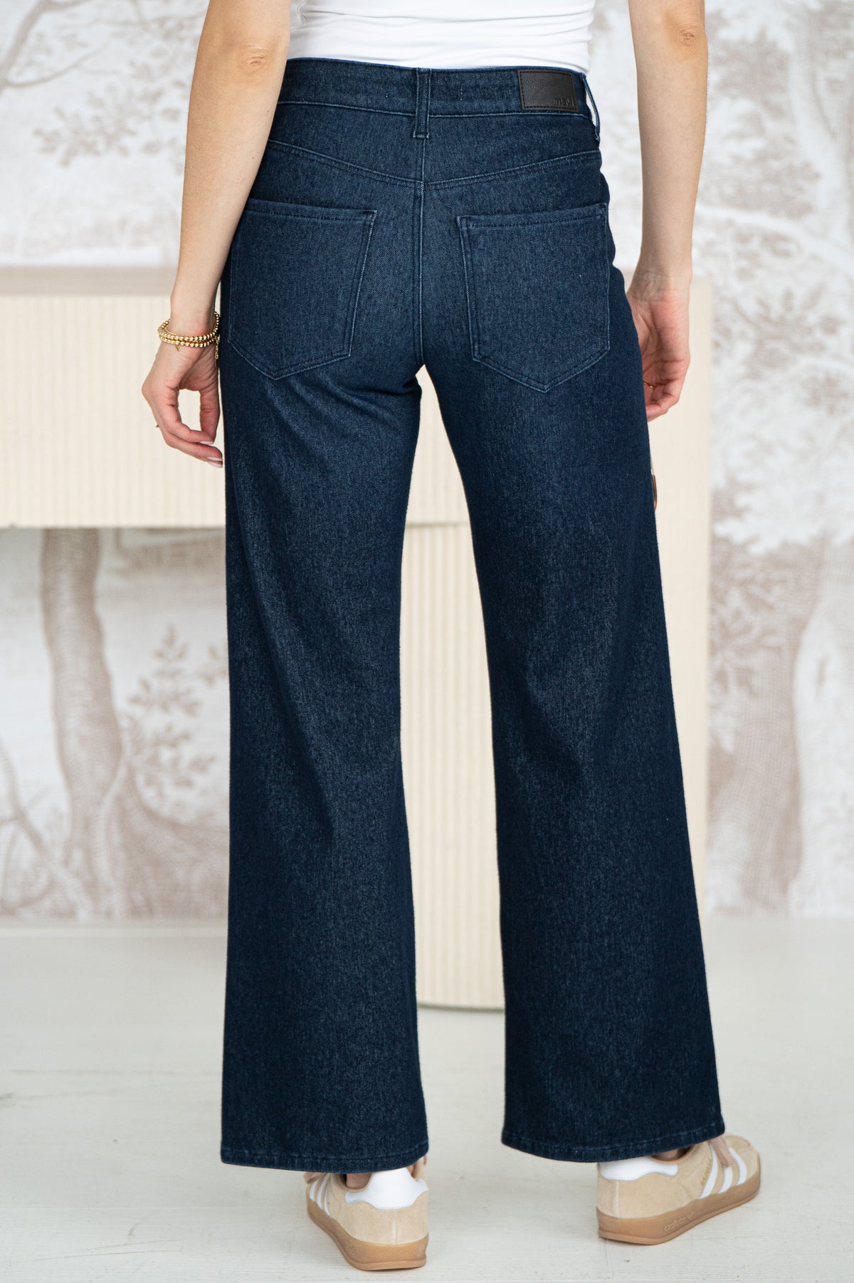 SABRINA ULTRA STRETCH  WIDE LEG JEANS-DB