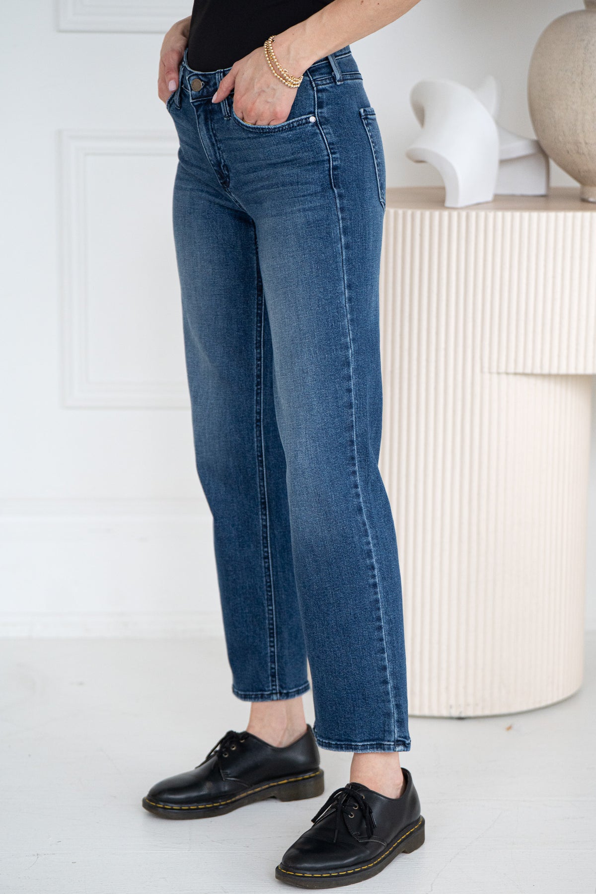 RHONE STRAIGHT LEG JEANS-DB