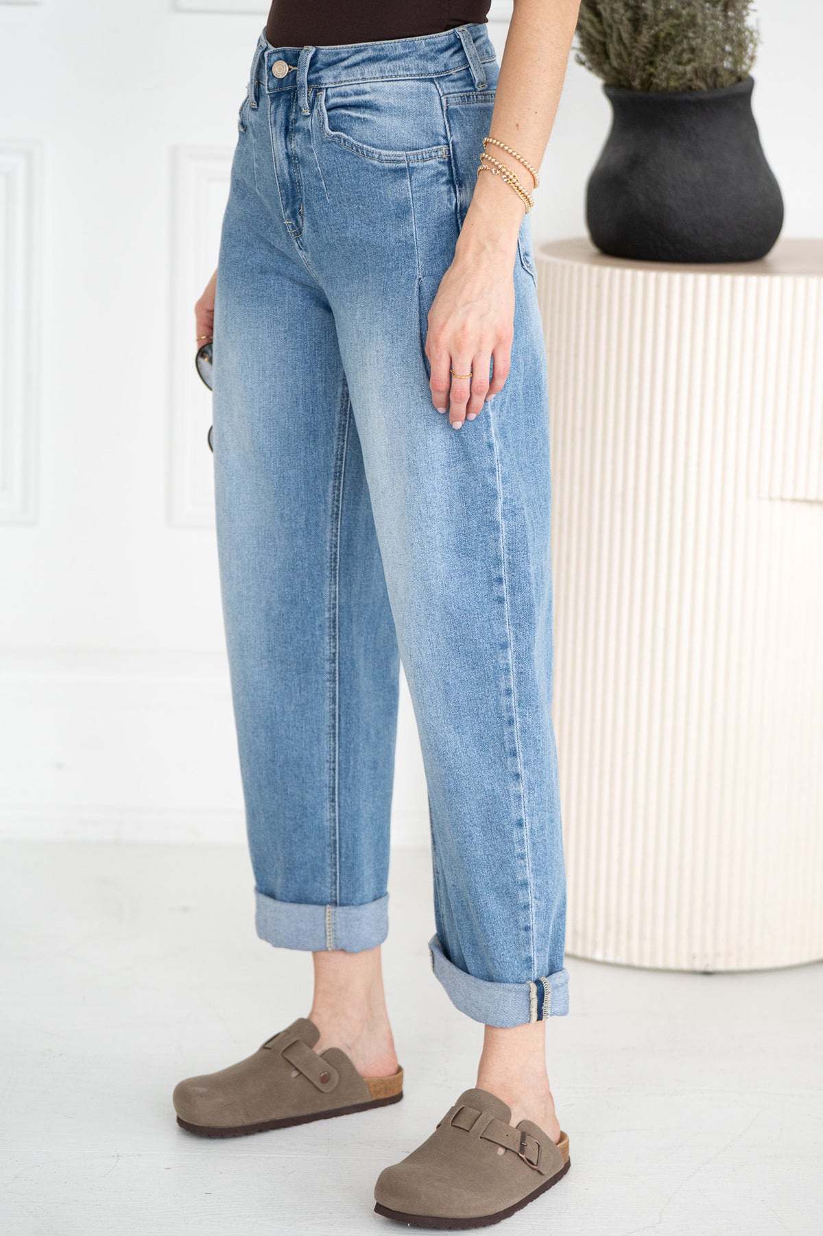 KATE CUFFED BARREL JEANS-BL