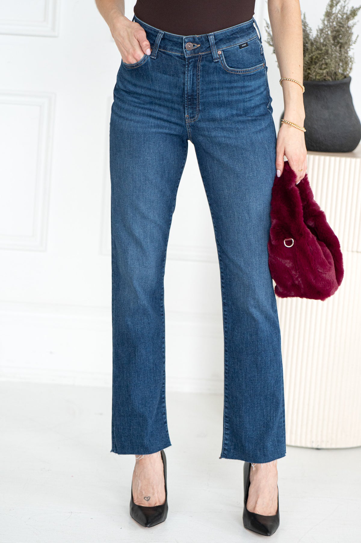 NEW YORK STRAIGHT LEG JEANS-DB