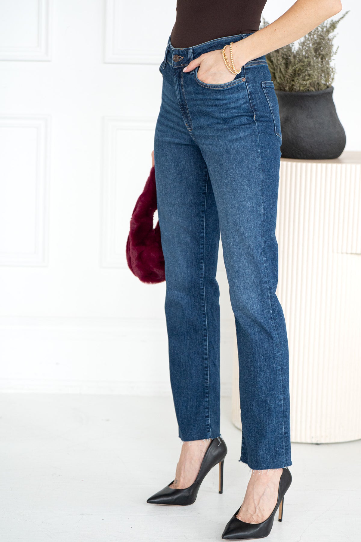 NEW YORK STRAIGHT LEG JEANS-DB