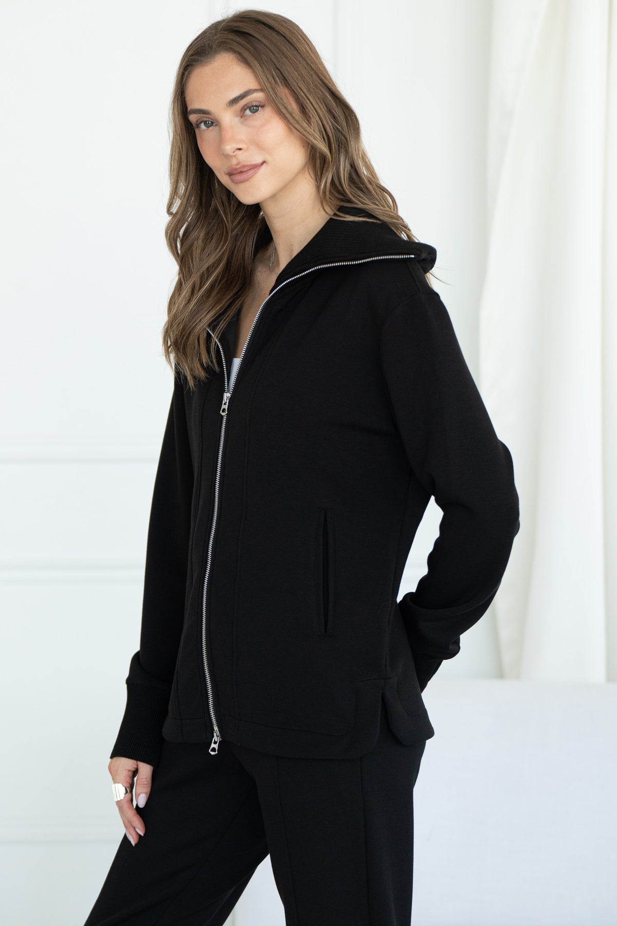 AUSTIN LUX ZIP UP