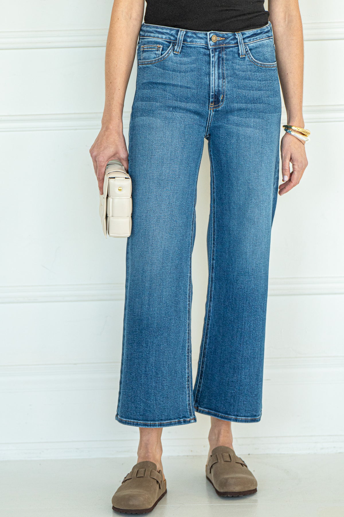 ROCKY WIDE LEG JEANS