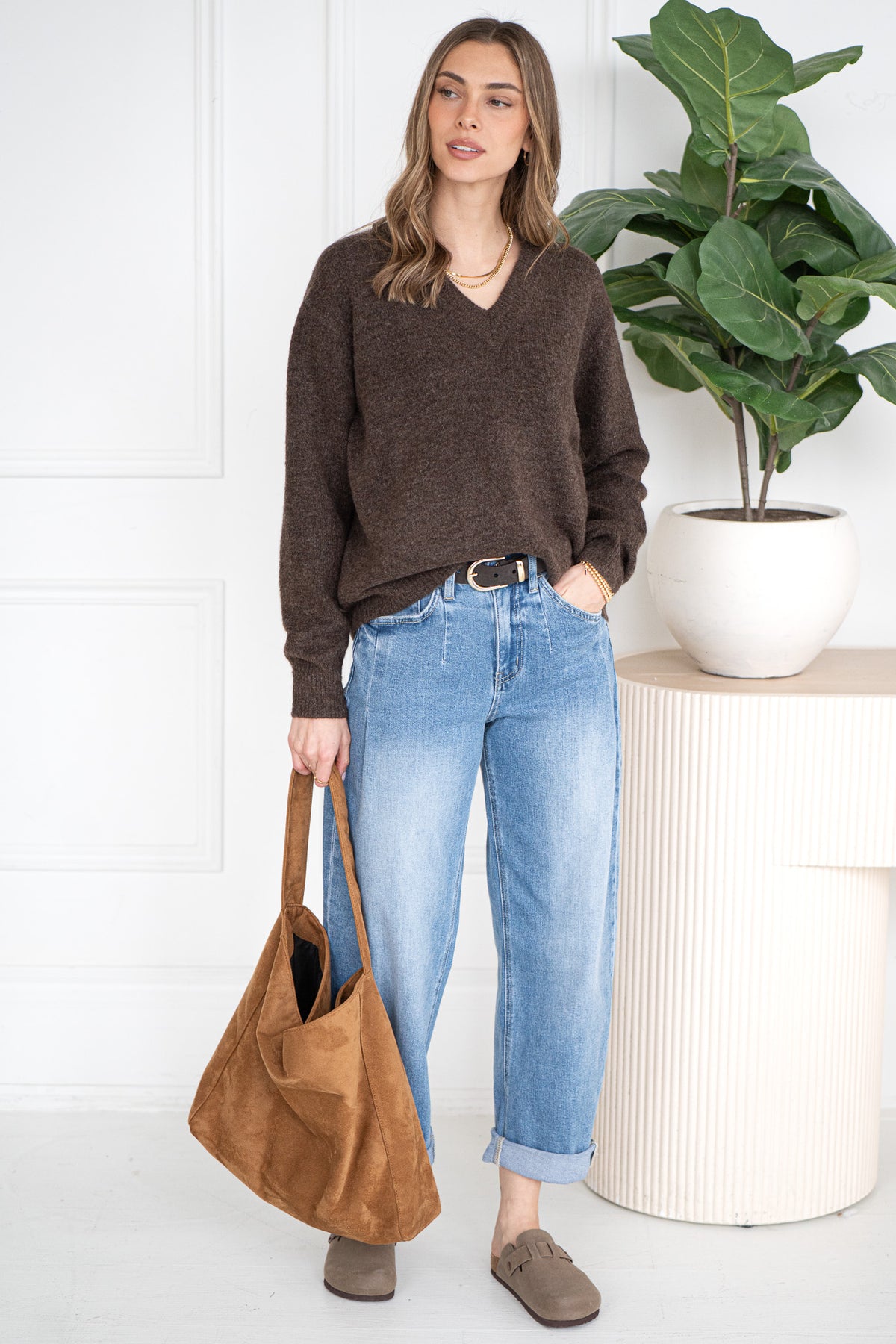 CHARLIE V NECK SWEATER-BR