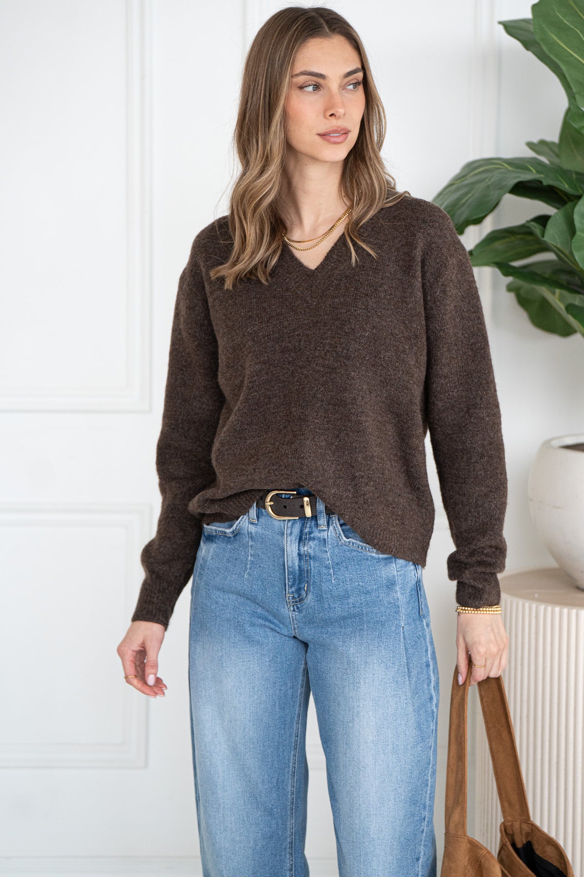 CHARLIE V NECK SWEATER-BR