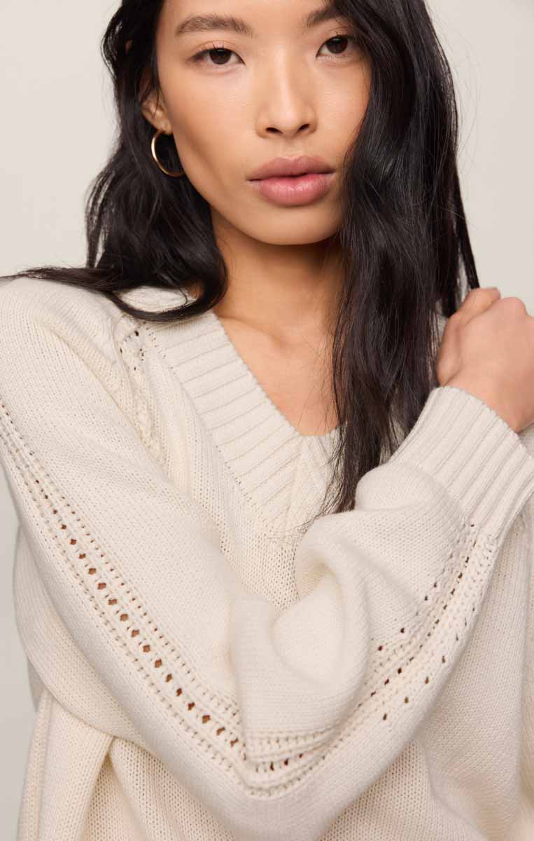 STRATTON V NECK SWEATER