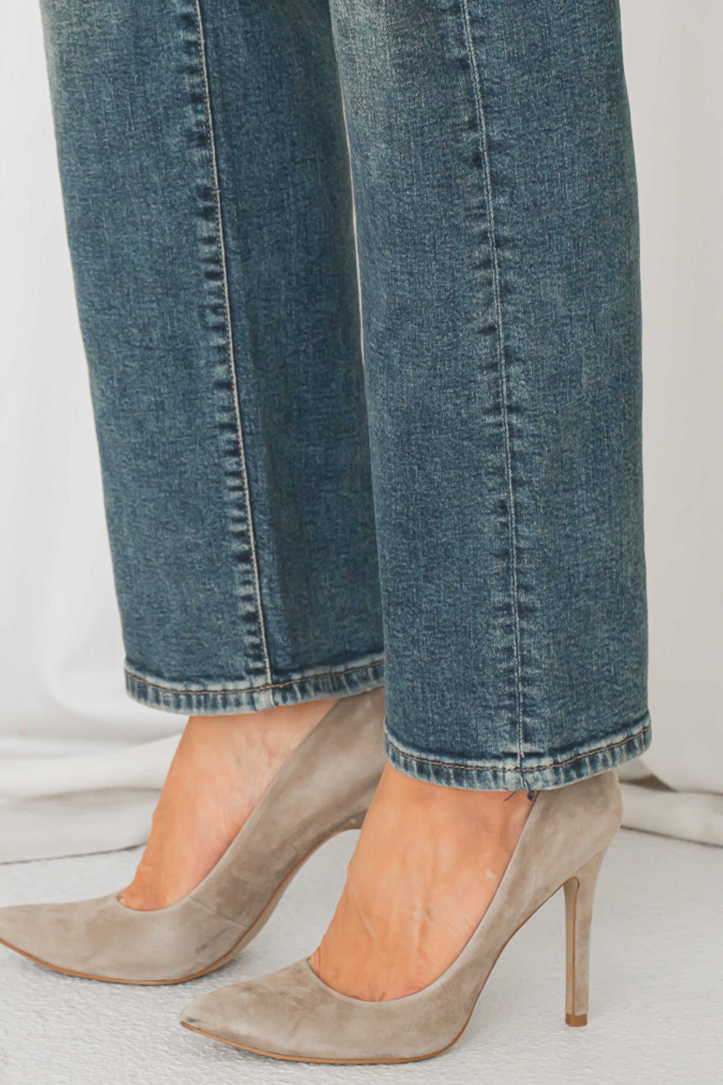 The QUICKEST and EASIEST DIY Raw Frayed Hem Jeans l Ty Kent 