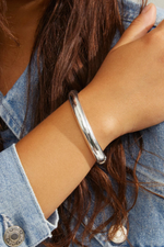 BE BANGLE SILVER PLATED BRACELET
